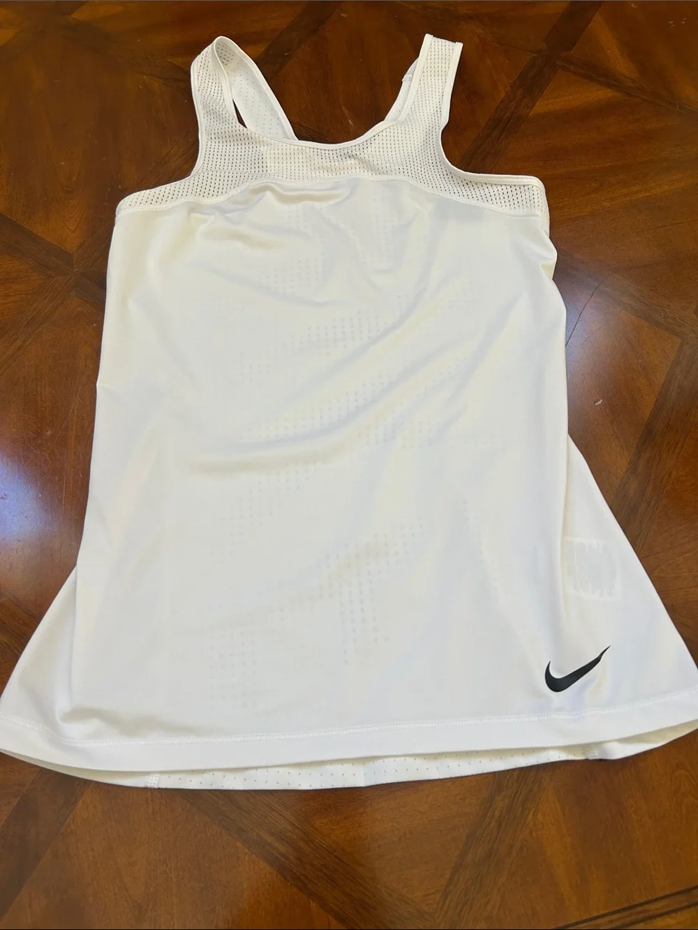 Nike White Women's Athletic Mesh Yoke Tank Top